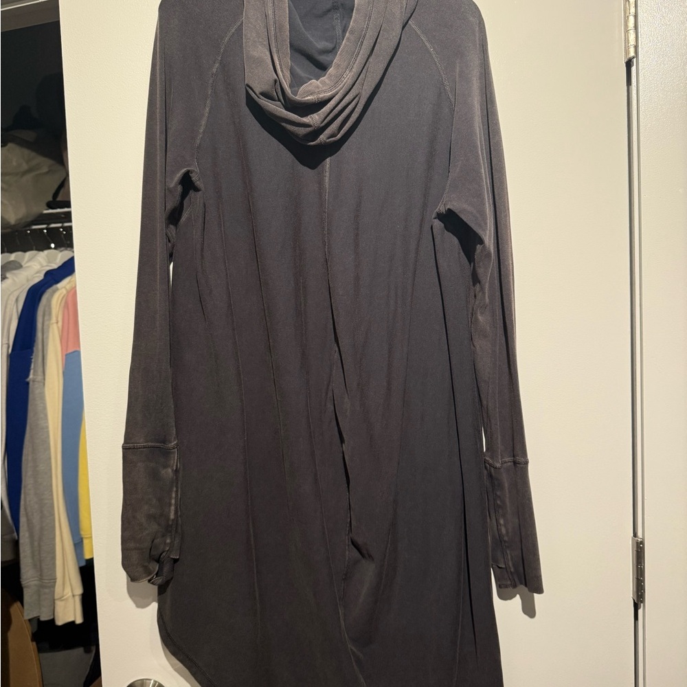 Black High-Low Hoodie Dress - Picture 4 of 5